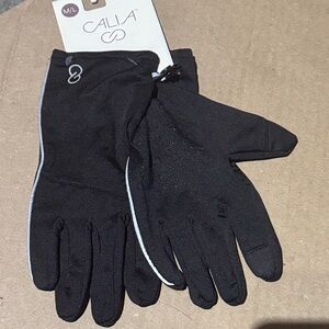 NWT women’s CALIA by Carrie underwood Black Gloves M/L